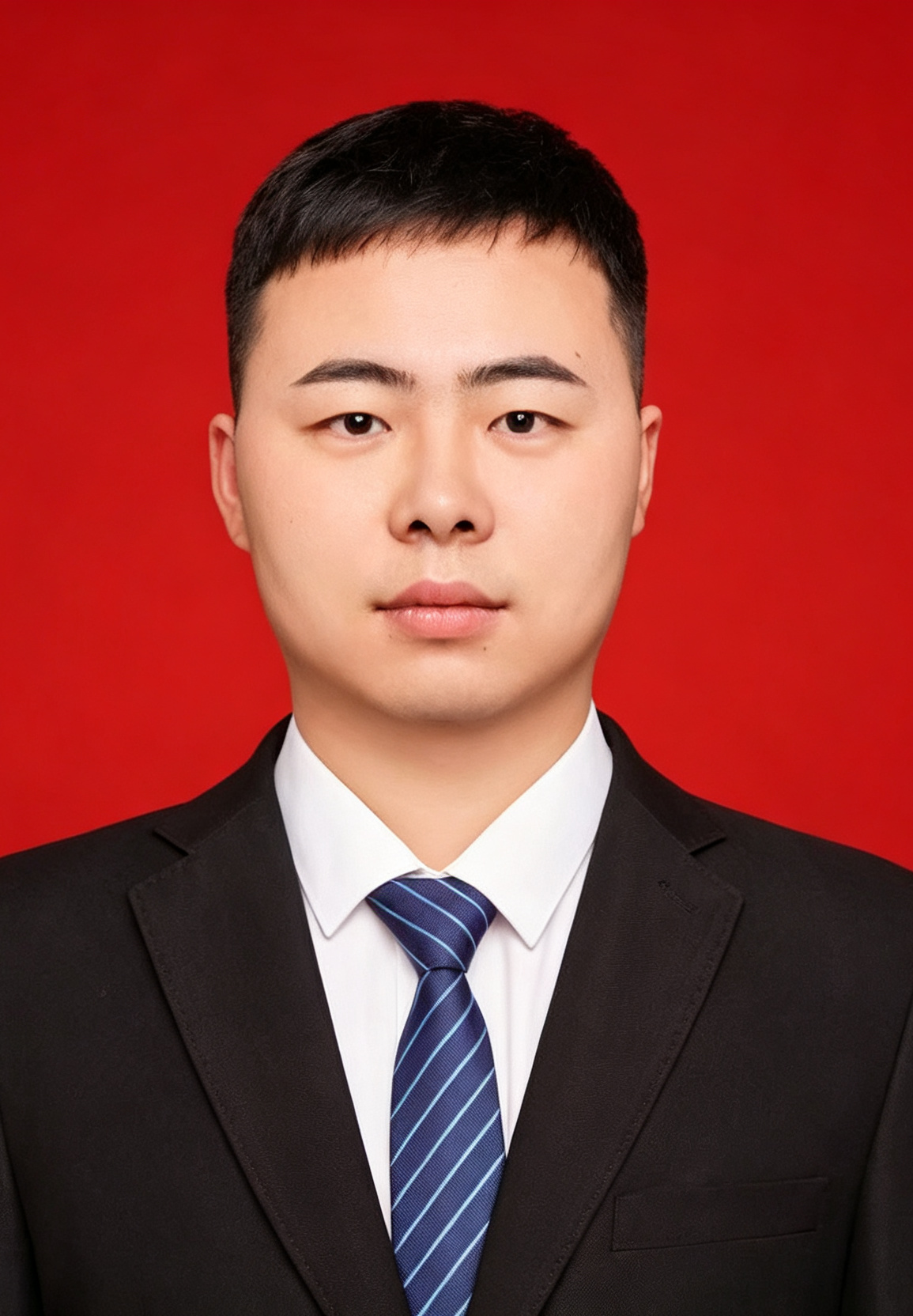 杨涵.png